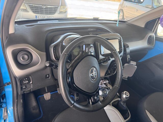 COMING SOON TOYOTA AYGO 1.0 XPLAY SPANISH LHD IN SPAIN 25000 MILES SUPERB 2017